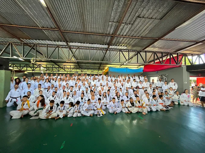 Background Constrictor Dojo
